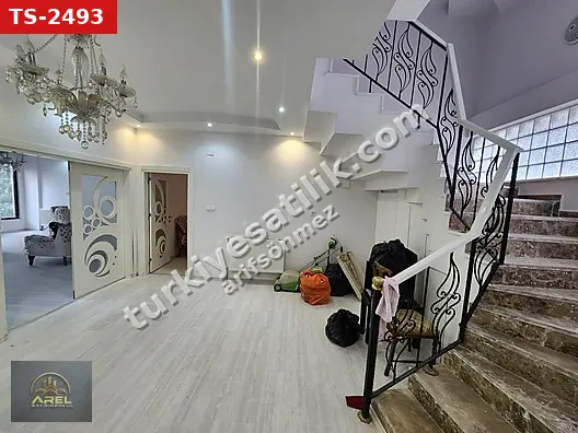 BU FIRSAT KAÇMAZ TRİBLEX VİLLA 6+1 450 M2 SİTE İÇERİSİNDE